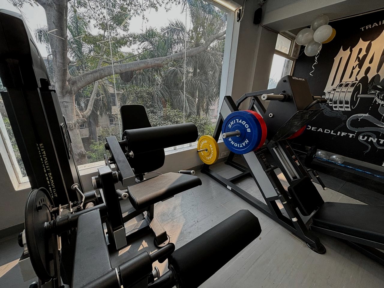 Leg machines at Total Fitness Lajpat Nagar